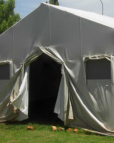 Изготавливаем солдатские палатки в Бокситогорске вместимостью <strong>до 70 человек</strong>